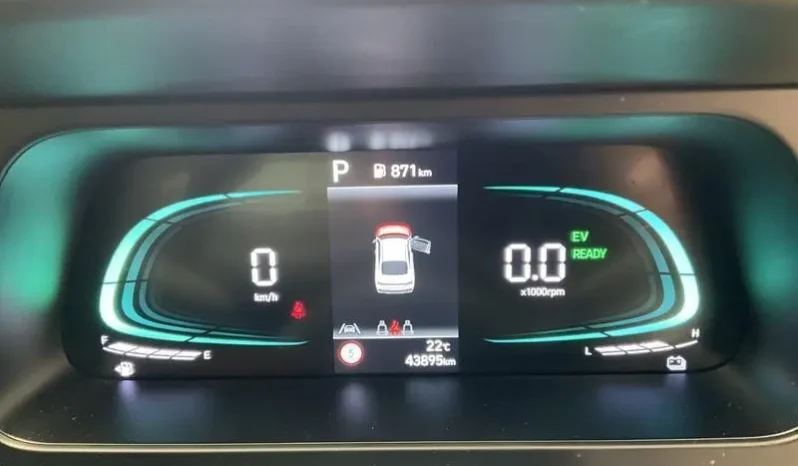 
								2024 Hyundai i30 CN7.V2 MY24 HEV 1.6P DCT White 6 Speed Auto Dual Clutch Sedan full									