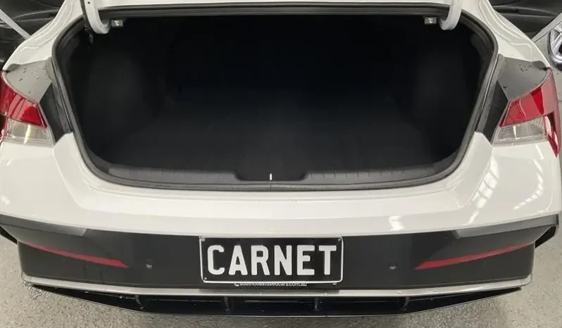 
								2024 Hyundai i30 CN7.V2 MY24 HEV 1.6P DCT White 6 Speed Auto Dual Clutch Sedan full									