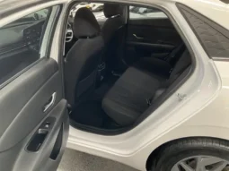 
										2024 Hyundai i30 CN7.V2 MY24 HEV 1.6P DCT White 6 Speed Auto Dual Clutch Sedan full									