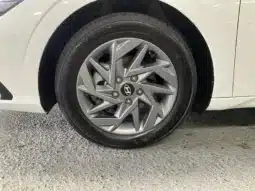 
										2024 Hyundai i30 CN7.V2 MY24 HEV 1.6P DCT White 6 Speed Auto Dual Clutch Sedan full									