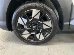 
										2024 Hyundai Kona SX2.V1 MY24 White Continuous Variable Wagon full									