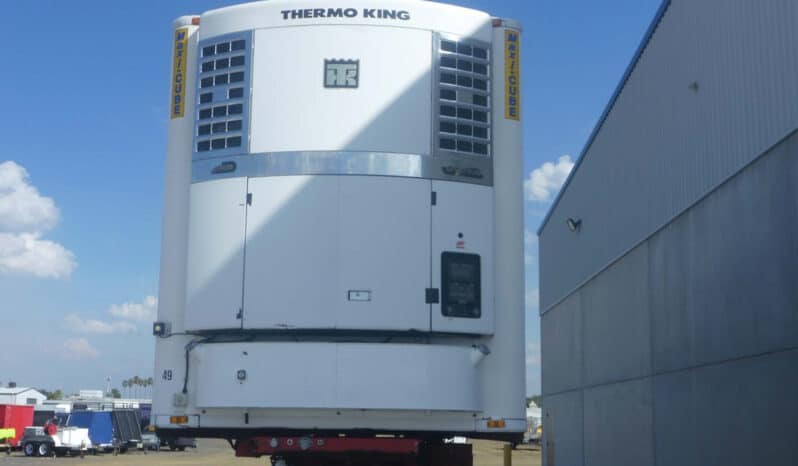 
								2007 Maxitrans 12 Pallet Rollback Refrigerated Pantech A Tra full									