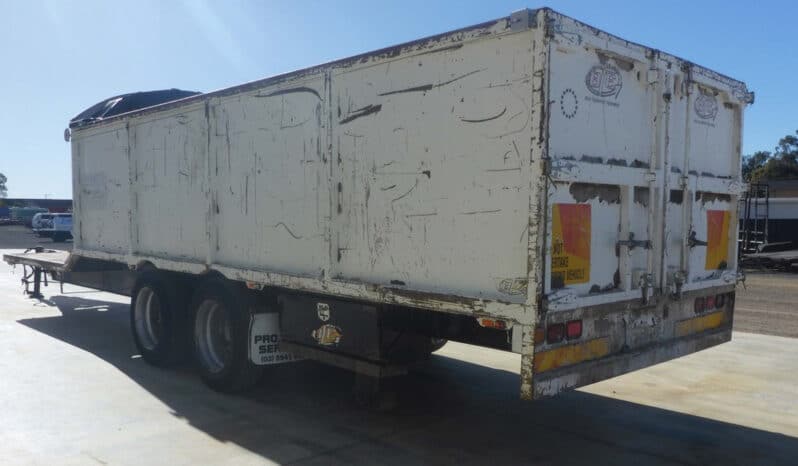 
								2010 Boomer Plant Walking FLOOR PIG Trailer full									