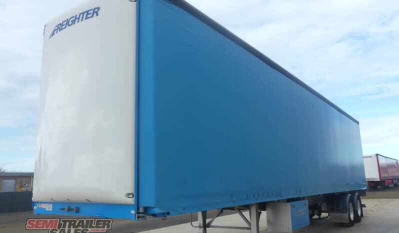 
								2015 Maxitrans 22 Pallet Bogie Curtainsider full									