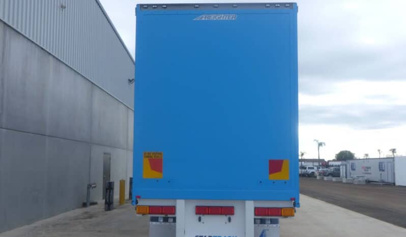 
								2015 Maxitrans 22 Pallet Bogie Curtainsider full									