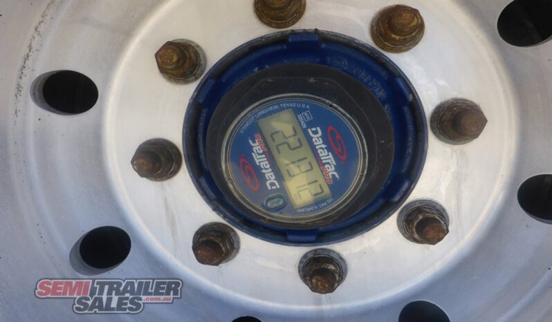 
								2011 Barker Heavy Duty 40FT TRI Axle Skel full									