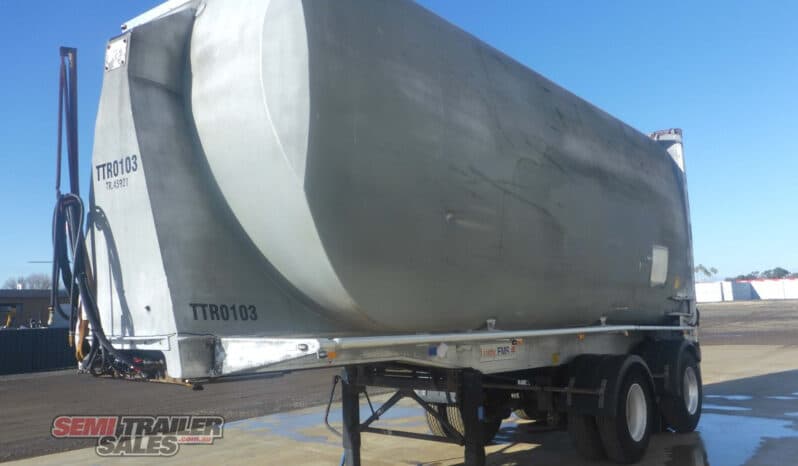 
								2002 Lusty Bogie Enclosed Tipper full									