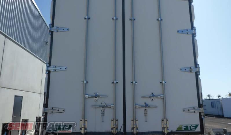 
								2003 FTE 14 Pallet Refrigerated Pantech full									