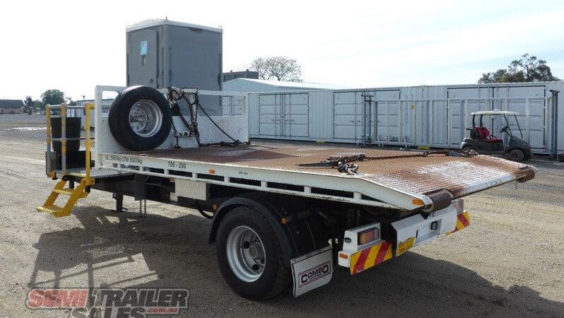 
2010 Combo Industries Hook Lift PIG Trailer full									