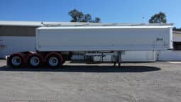 
										1994 Hockney Aluminium Fuel Tanker A Trailer full									