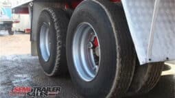 
										1997 Lucar 35FT Refrigerated Pantech full									