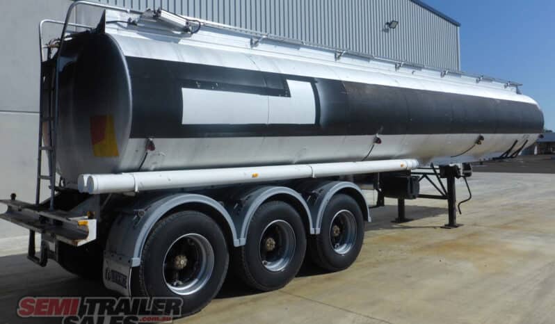 
								1977 Hockney 36,000L Tanker full									
