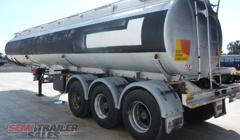 
								1977 Hockney 36,000L Tanker full									
