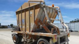 
										Custom Lime Spreader DOG Trailer full									