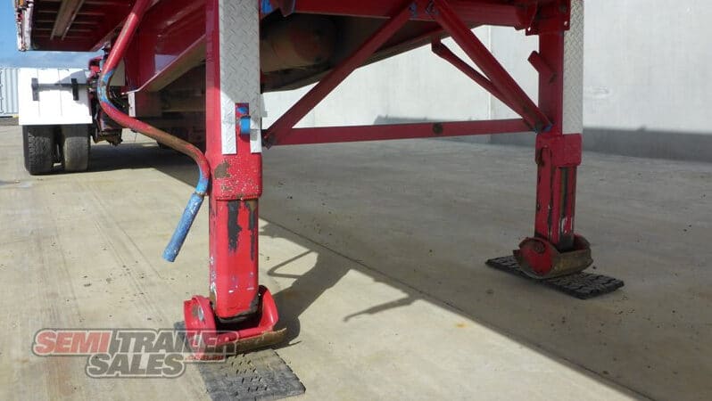 
2006 Barker 14 Pallet Rollback Swissliner A Trailer full									