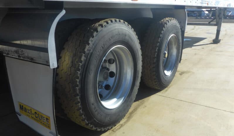 
								2003 Maxitrans 24 Pallet Bogie Pantech full									