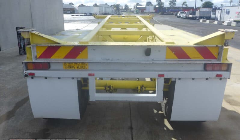 
								1981 Krueger 20FT Skel full									