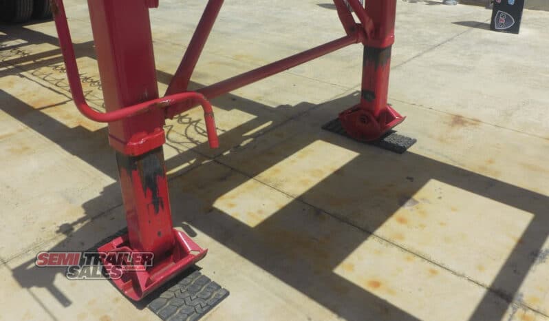 
								2019 Cimc 40FT Retractable Skel full									