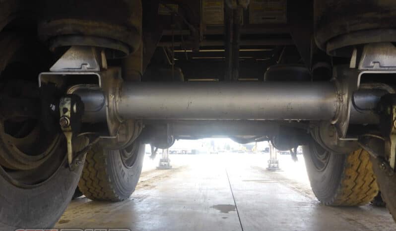 
								2006 Maxitrans 32FT Pantech Stat Write OFF full									