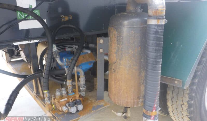 
								2013 Stonestar Vacuum Tanker full									