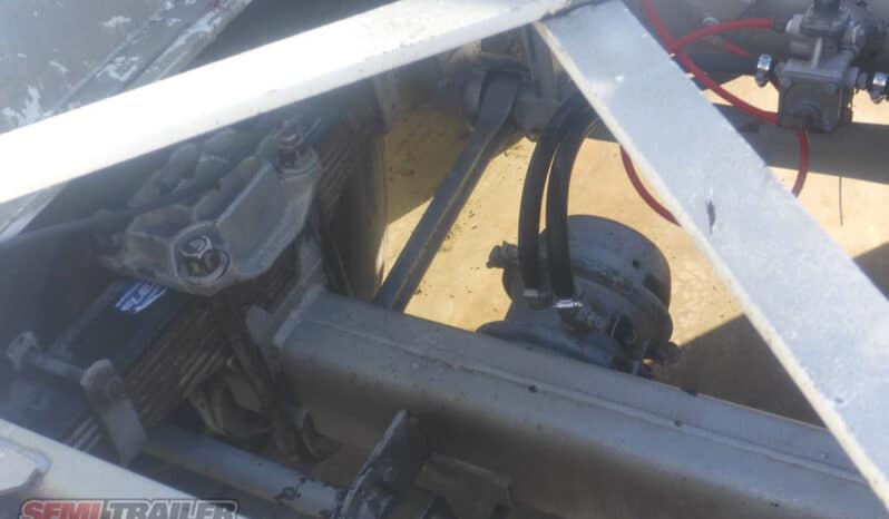 
								1985 Freighter 20FT Skel full									