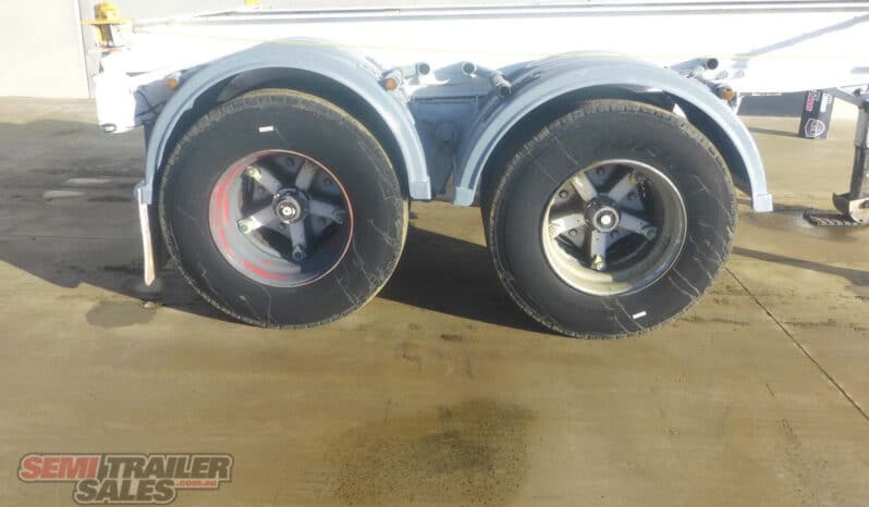 
								1985 Freighter 20FT Skel full									