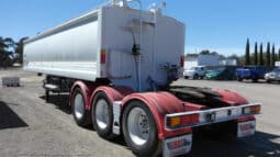 
										1994 Hockney Aluminium Fuel Tanker A Trailer full									