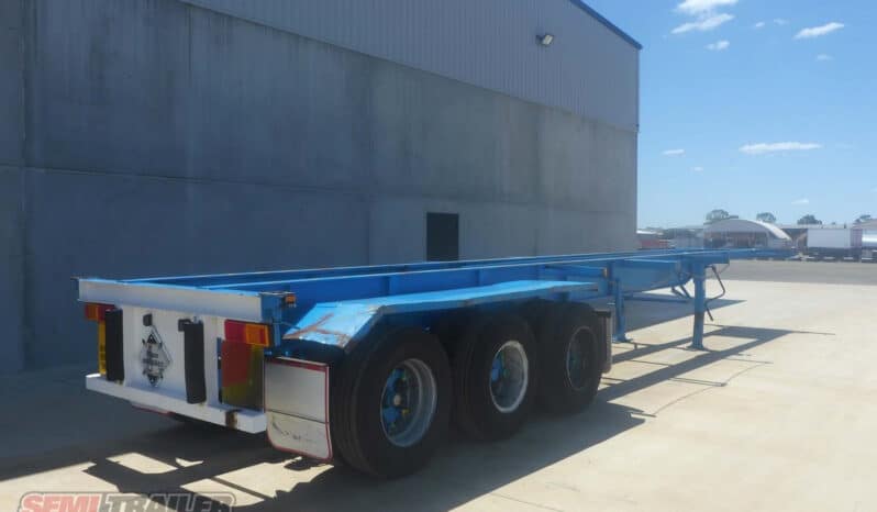 
								1994 Freighter 40FT Skel full									