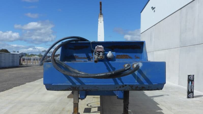 
								1985 Custom Roadmaster Hooklift Trailer full									