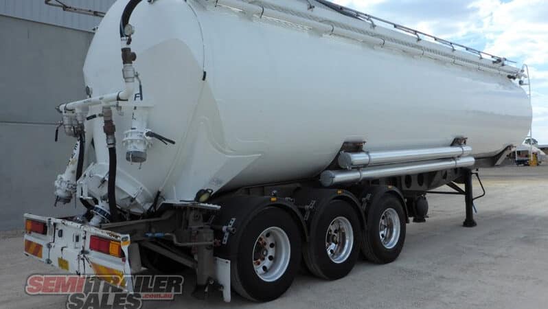 
2007 Boomer Tipping Bulk Tanker full									