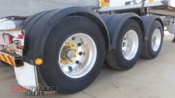 
										2010 Vawdrey Rollback Refrigerated Pantech A Trailer full									