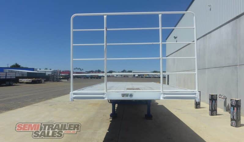 
								2005 Barker 12 Pallet FLAT TOP A Trailer full									