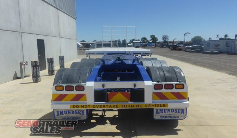 
								2005 Barker 12 Pallet FLAT TOP A Trailer full									