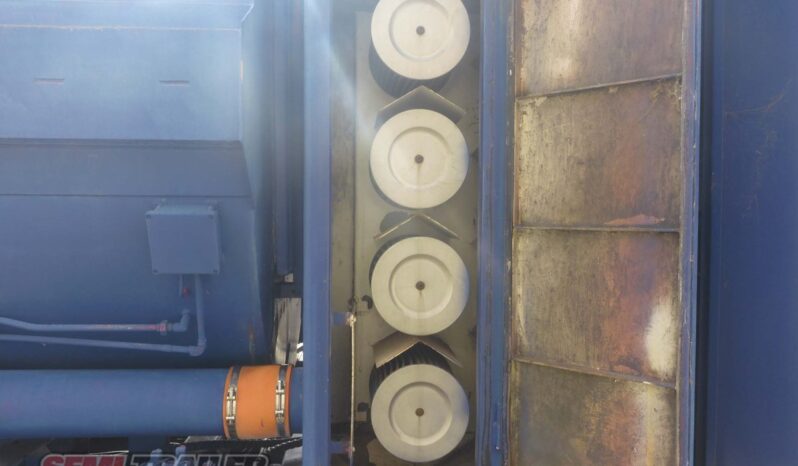 
								2010 Cimc Vacuum Tank full									