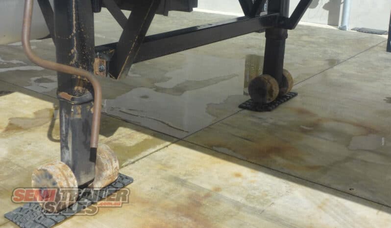 
								2002 Maxitrans 20 Pallet Bogie Refrigerated Pantech full									