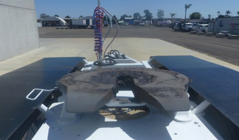 
								2003 GTE TRI Axle Dolly full									