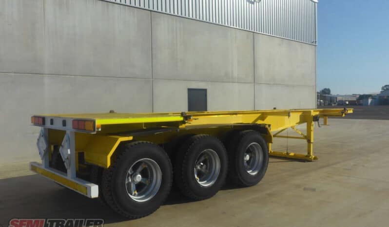 
2012 Maxitrans 30FT Skel full									