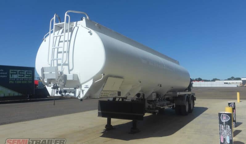 
								2006 Omega Bogie Fuel Tanker full									