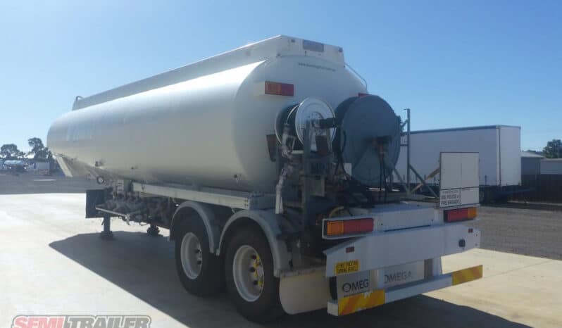 
								2006 Omega Bogie Fuel Tanker full									