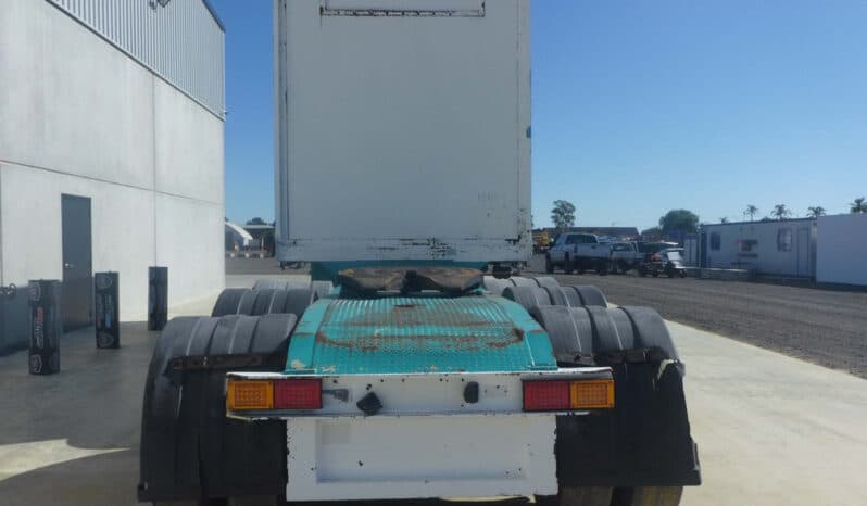 
								1997 Freighter 12 Pallet Curtainsider A Trailer full									