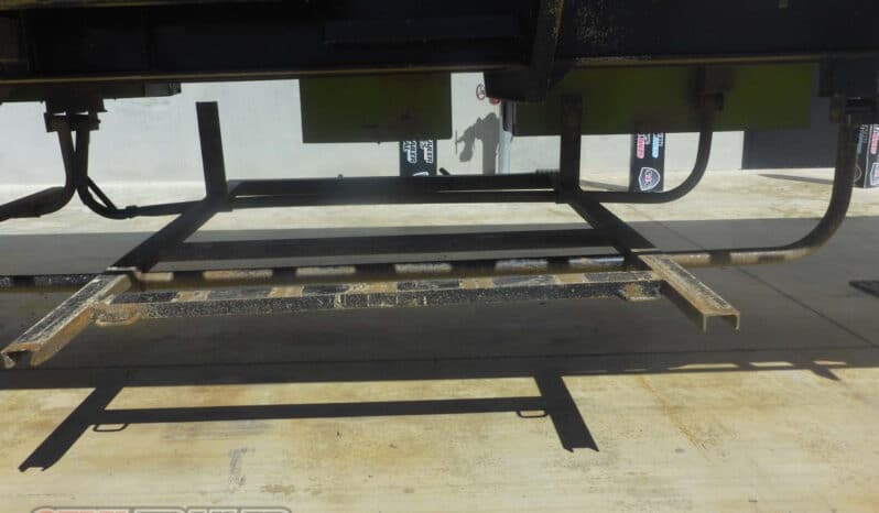 
								2007 Haulmark FLAT TOP Extendable full									