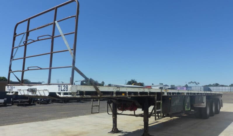 
								2007 Haulmark FLAT TOP Extendable full									