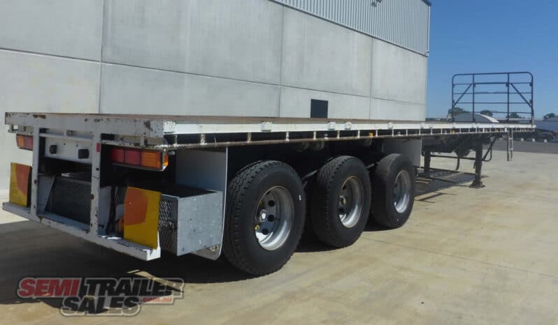 
								2007 Haulmark FLAT TOP Extendable full									