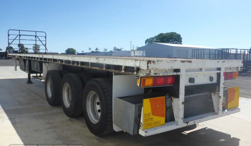 
								2007 Haulmark FLAT TOP Extendable full									