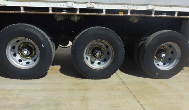 
								2007 Haulmark FLAT TOP Extendable full									