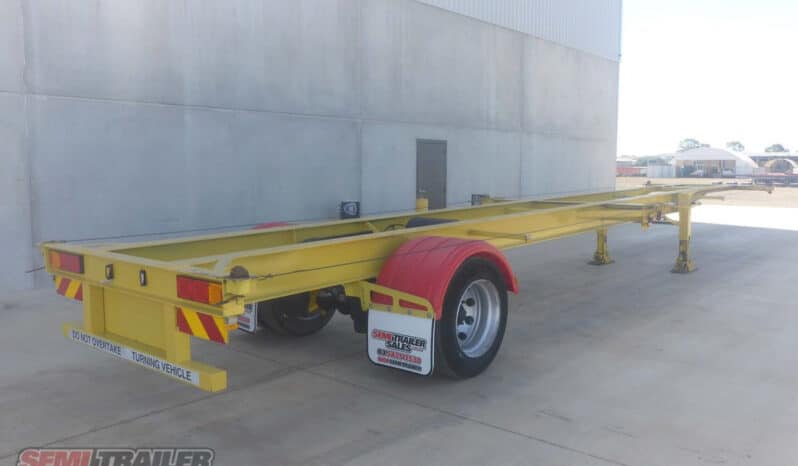 
								2017 Perrins 40FT Single Axle Skel full									