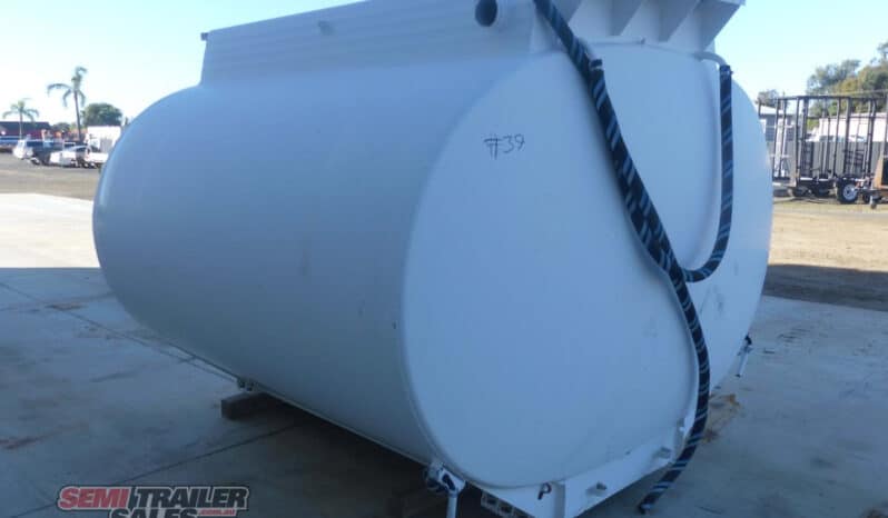 
								Marshall Lethlean 8000 Litre Alloy Tank full									