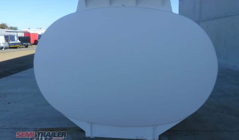 
								Marshall Lethlean 8000 Litre Alloy Tank full									