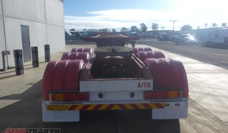 
								2002 Krueger Retractable Skel full									