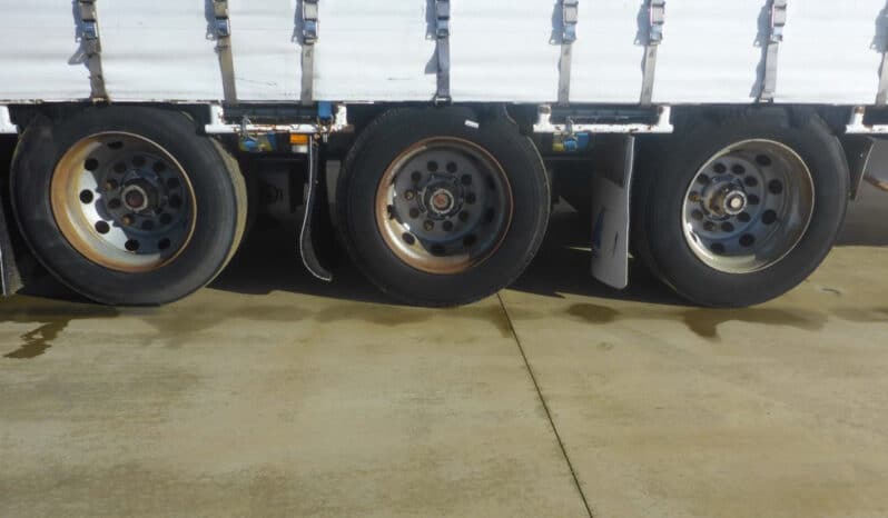 
								2010 Maxitrans 22 Pallet Dropdeck Curtainsider full									